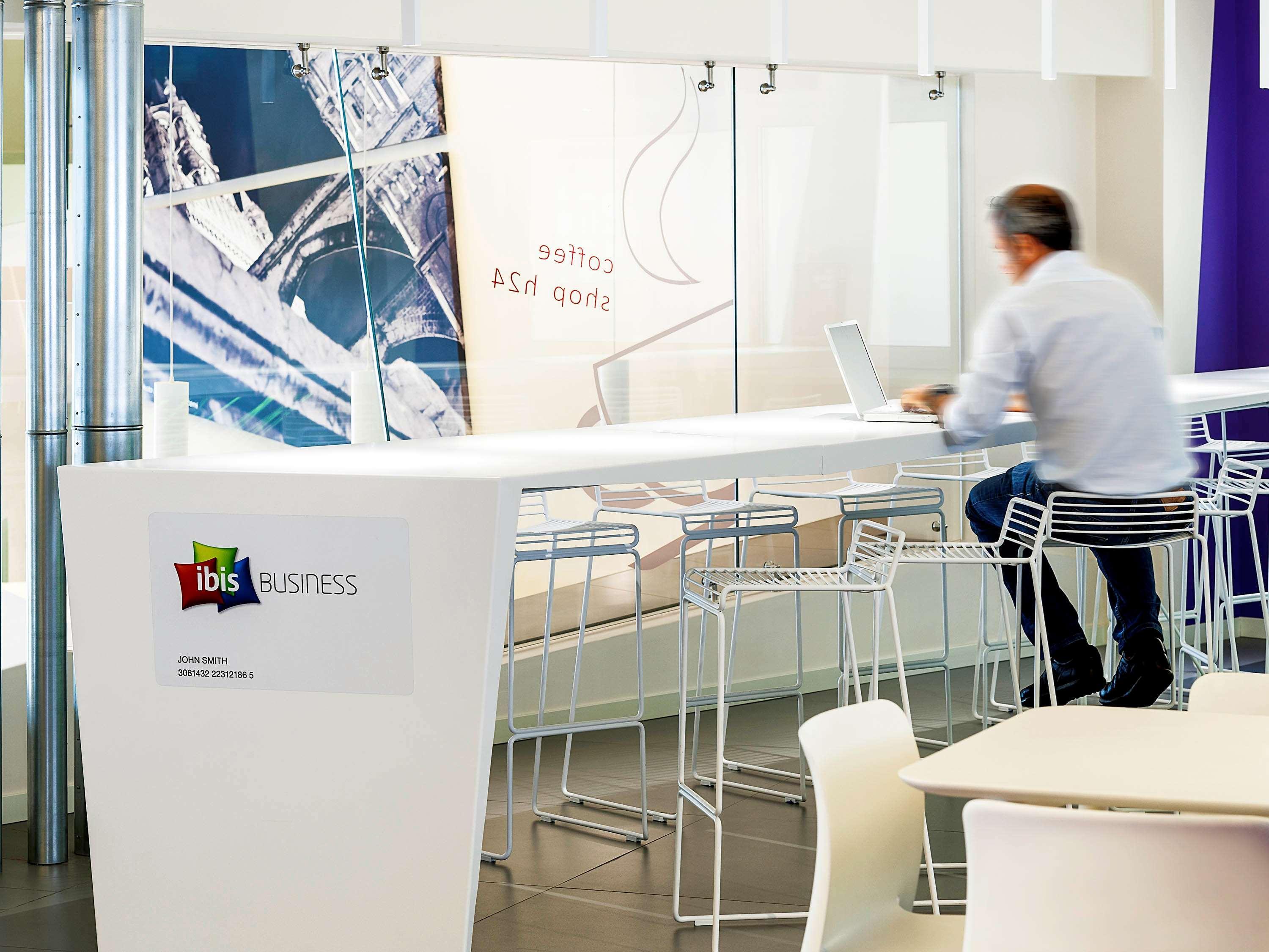 Готель Ibis Styles Palermo President Екстер'єр фото