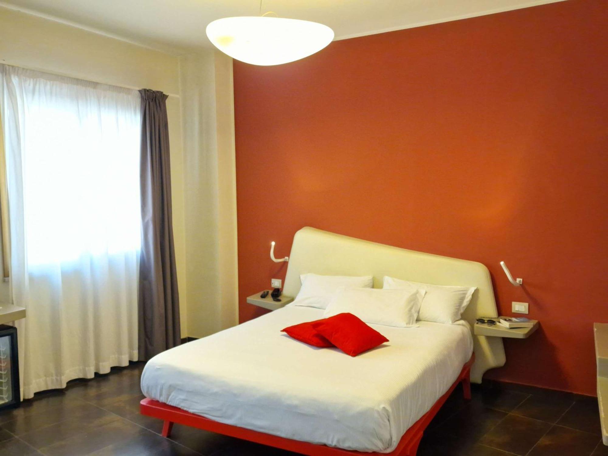 Готель Ibis Styles Palermo President Екстер'єр фото