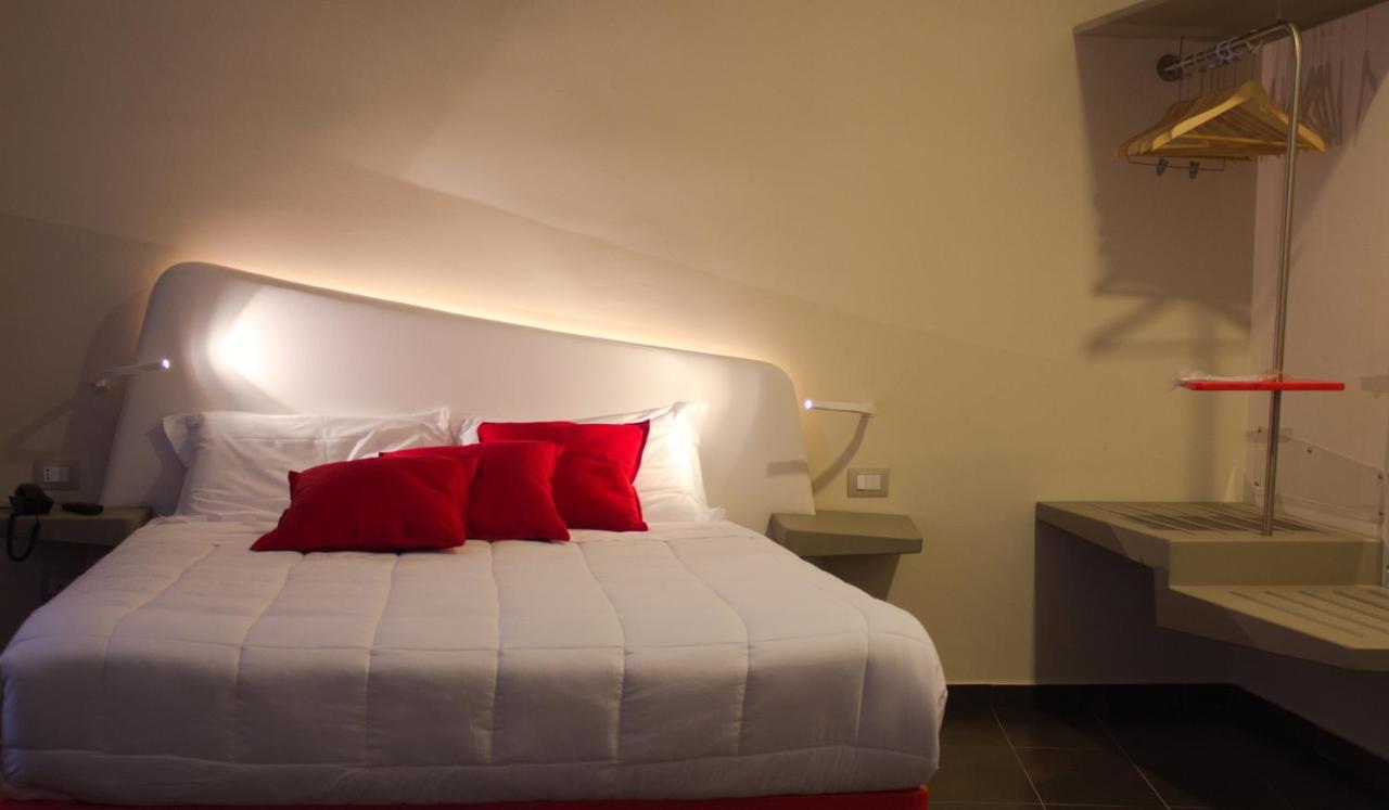 Готель Ibis Styles Palermo President Екстер'єр фото